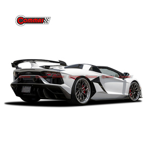 Kit carrosserie style SVJ pour Lamborghini Aventador LP700 : pare-chocs avant, jupes latérales, embouts d'échappement, aileron arrière, pare-chocs arrière en fibre de carbone semi-complète - Product Image 3