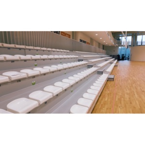 Gradins intérieurs durables conçus sur mesure avec système de verrouillage spécial, fabriqués en Italie par la marque CETA, pour les personnes handicapées, toutes saisons - Product Image 1