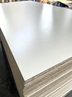 Panneaux de bois orientés (OSB) Senjia de première qualité, 18 mm, bois fini pour la fabrication de meubles