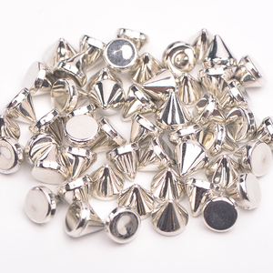 JUNAO Sil Ver Color Punk Spike Rivet Screw Bead Leather Craft Spots Rock DIY Me Tal Cone Studs pour vêtements, chaussures et décoration - Product Image 3