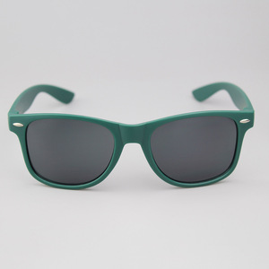 2025 New Promotional UV400 <b>Square</b> <b>Sunglasses</b> Cheap Party Eyewear with Classic Dark Green Frame Made of PC Material - Product Image 2