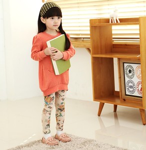 Venta al por Mayor de Ropa Infantil, Pantalones con Estampado Floral de Estilo Chino Tradicional para Niñas Bebés de China - Product Image 5