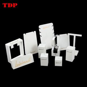 Việt Nam Nhà máy POS truy cập cơ thể mỹ phẩm đồ trang sức hiển thị đứng Organizer Rack Acrylic trang sức hiển thị đứng - Product Image 3