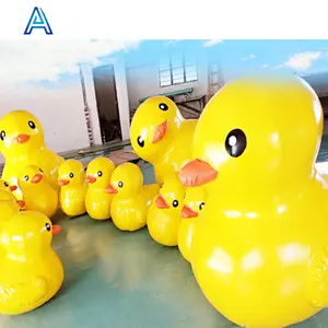 High quality inflatable big large yellow duck shapes models on water for children's play competition activity events