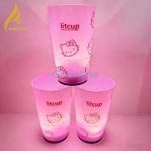 Vaso de Vidrio LED Creativo con Activación por Líquido para Club Nocturno, Bar o Restaurante, Vaso Luminoso para Bebidas, Vasos de Plástico con Tapa y Pajita - Product Image 6