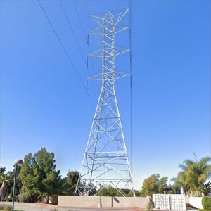 Tour de transmission en acier galvanisé à chaud et thermolaqué, à treillis boulonné, pour l'infrastructure de lignes électriques aériennes longue distance - Product Image 2