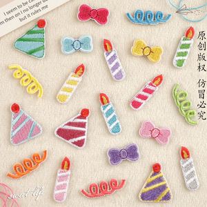 Parche termoadhesivo mini de bordado lindo con diseño de vela y gorro de cumpleaños de primavera para decoración de equipaje y bolsos - Product Image 1