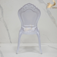 Chaise de salle à manger en plastique PP de haute qualité durable pour les activités intérieures et extérieures pour les salons, les mariages et les bars