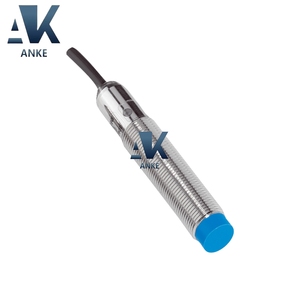 Capteurs de proximité à sortie analogique Sick IME12-08NNSZW2S 1040790 - Product Image 1