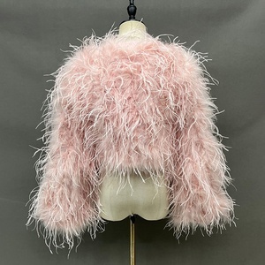 Cappotto di Lusso in Piume Jancoco, Giacca Corta da Donna con Piume di Struzzo - Product Image 4