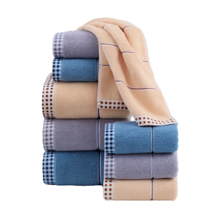 Serviette de bain extra-épaisse en gros, 100% coton, super absorbante, séchage rapide, broderie luxueuse, pour hôtels, spas, maison - Product Image 1