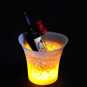 Seau à glace LED en plastique à couleurs changeantes pour bar/club à domicile, style européen pour vin/bière Jose Dhondt Haton Gosset - Product Image 1