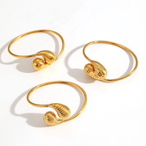 สร้อยข้อมือสเตนเลสสตีลทรงเกลียวทรงเรขาคณิตสำหรับผู้หญิงของขวัญเครื่องประดับระดับไฮเอนด์ - Product Image 4