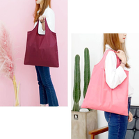 Sacs en nylon Ripstop pliables écologiques personnalisés avec logo pour la vente en gros, sacs de courses réutilisables en polyester pliables pour les boutiques d'épicerie