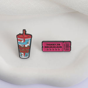Broche de Esmalte con Palabras de Moda de Internet de Delulu, Broches Personalizados de Delulu Juice TICKET to DELULULAND, Insignia para Mochila, Solapa, Joyería, Regalo - Product Image 3
