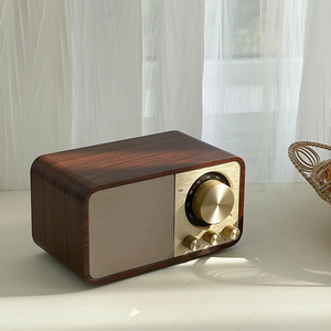 Portable rétro de grande valeur pour haut-parleur <span class=keywords><strong>Bluetooth</strong></span> avec caisson de basses <span class=keywords><strong>filaire</strong></span> antenne en bois créative Radio Photo Prop 5W alimenté par batterie - Product Image 5