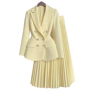 Ensemble de vêtements élégants pour femmes Maxfree, automne-hiver, velours anti-rides, manteau élégant, jupe plissée, vêtements pour femmes - Product Image 1
