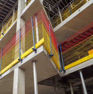 Système de barrières de protection des bords temporaires, clôture de sécurité, clôture en treillis métallique, barrière anti-chute conforme à la norme EN 13374, panneau mural préfabriqué - Product Image 4