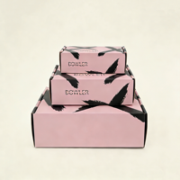 Boîte d'expédition postale en carton ondulé rose personnalisée pour vêtements, emballage cadeau avec impression de logo