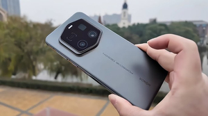 Versión Magic 7 RSR 6.8 120Hz LTPO Snap 8 Cámara de 200MP 5850mAh 100W Smartphone Impermeable 5G - Product Image 6