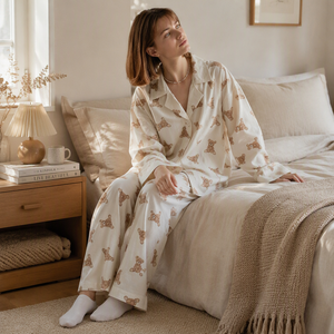 <span class=keywords><strong>Pigiama</strong></span> Personalizzato in Cotone 100% con Motivo Orsacchiotto per Donne, Vestibilità Comoda, Maniche Lunghe, Set 2 Pezzi con Pantaloni, Abbigliamento da Casa e da Notte - Product Image 5