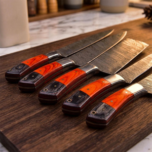 Colección de Cuchillos Culinarios Afilados con Mangos Ergonómicos, Logotipo Personalizado, Juego de Cuchillos de Cocina Profesionales Hechos a Mano de Acero de Damasco - Product Image 3
