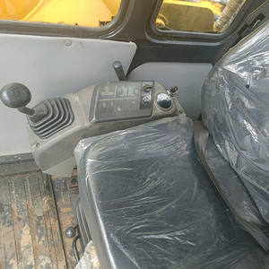 Excavadora de cadenas Komatsu PC200-6 usada en venta, motor Isuzu japonés, bomba de alta eficiencia, modelo 2020 en stock - Product Image 6