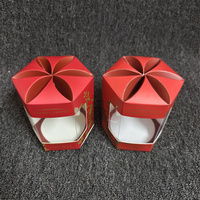 Boîte d'emballage hexagonale personnalisée pour bougies, avec fenêtre PVC, impression UV rouge, motif floral, pour bougies parfumées de Noël, boîte cadeau en papier