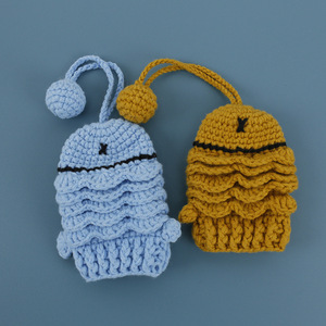 Nouvelle pochette à clés en laine crochetée style poisson, jolie housse <span class=keywords><strong>de</strong></span> protection tricotée, sac pour femme fini à la main - Product Image 1