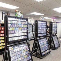 Nouveau présentoir double face grande capacité pour cartes TCG, sportives et de collection – Vitrine métallique pour usage en magasin
