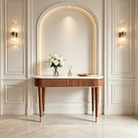 Tables consoles de luxe cannelées en noyer, vente en gros d'usine, table d'entrée moderne avec plateau en marbre pour salon, hôtel, villa