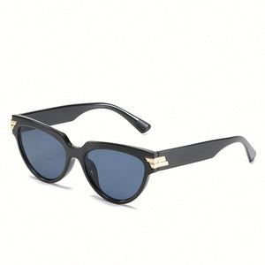 Gafas de Sol de Moda Retro con Logotipo Personalizado 2021, Gafas de Sol de Ojo de Gato con Marco Grande y Protección UV400 para Mujer - Product Image 6