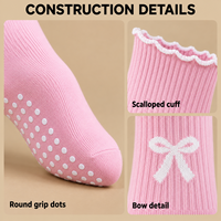 Chaussettes de Pilates personnalisées OEM pour femmes, en jacquard avec nœud, bord festonné, antidérapantes, pour yoga, barre et danse