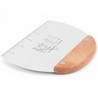 Grattoir en acier inoxydable avec manche en bois Coupe-pâte à pizza Grattoir multi-usages pour grattoir de cuisine