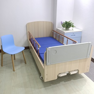 เตียงพยาบาลไม้ HLC02 สีไม้ธรรมชาติอเนกประสงค์สำหรับการดูแลผู้สูงอายุ - Product Image 2