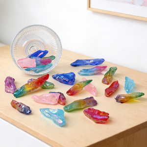 Nouvelles pierres de guérison en cristal, pierres brutes colorées à aura, pointe de quartz brut transparent pour la décoration - Product Image 1