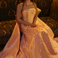 Luxe 3D Feuilles Blush Rose Satin Sirène Robe De Soirée Avec Cape Dubaï Arabe Femmes De Mariage De Bal Robes De Soirée Sz463