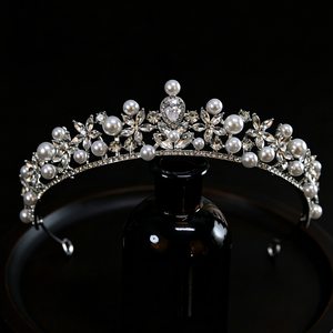 Diadème de Mariage Baroque en Perles d'Imitation et Cristaux, Couronne Nuptiale en Strass Goutte d'Eau, Diadème Floral pour Fête d'Anniversaire, Bijou de Cheveux - Product Image 2