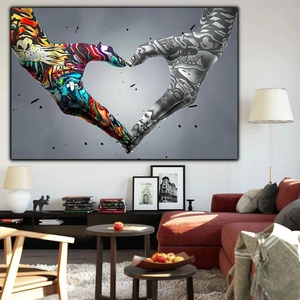 Stampa su Tela dell'Opera d'<span class=keywords><strong>Arte</strong></span> 'Heart Hands' <span class=keywords><strong>di</strong></span> <span class=keywords><strong>Banksy</strong></span>, Poster per Decorazione Murale dell'Ufficio, <span class=keywords><strong>Arte</strong></span> Pop Street su Tela - Product Image 3