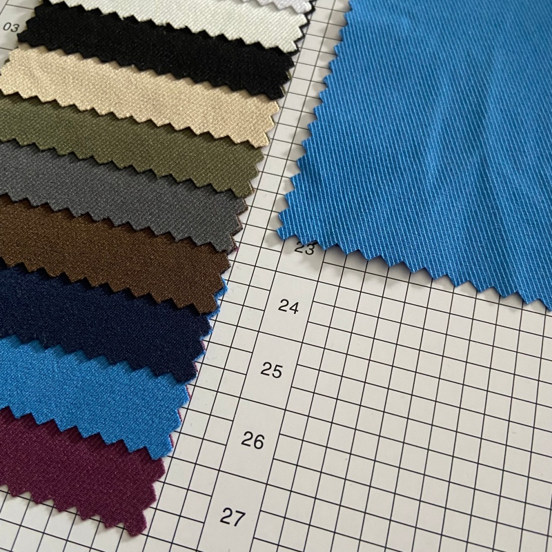 couleur en stock