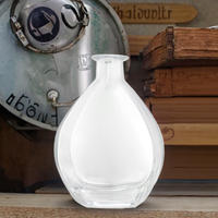 Logo personnalisé 500ml 700ml 750ml Rhum Whisky Gin Liqueur Bouteilles en verre avec taille personnalisée