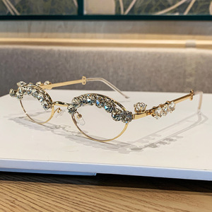 Oval Rhinestone <b>Sunglasses</b> For Women UV400 Protection Plastic And Metal Frame Class 2 Sunshades Black Color - Product Image 2