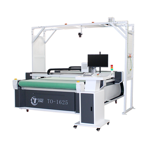 Máquina de Corte de Cuero Genuino Truster CNC Digitizer con Sistema de Cámara de Identificación Automática, Motor 380V/3PH, Garantía de 3 Años - Product Image 1