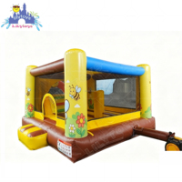 Aire de jeux gonflable Lilytoys sur le thème des insectes avec toboggan bas, centre de divertissement durable pour les événements scolaires