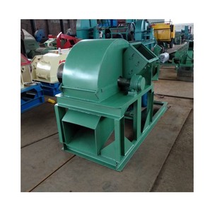Broyeur de bois forestier hydraulique auto-alimenté 40 CV diesel, machine de fabrication de briquettes de biomasse et de sciure de bois - Product Image 1
