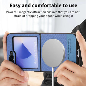 Funda para Teléfono con Pantalla Plegable Magnética Integrada para <span class=keywords><strong>Samsung</strong></span> ZFlip7, Diseño Ejecutivo de Tela y Cuero, Carga Inalámbrica, Soporte para Teléfono - Product Image 3