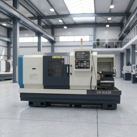 Mesin Bubut CNC Horizontal Flat Bed CK6152E Hemat Biaya, Tugas Berat, Pilihan Dudukan Peralatan 6/8 Stasiun, Kontrol GSK, Akurasi Tinggi untuk Bengkel