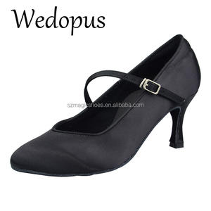 Scarpe da ballo Wedopus chiuse raso nero tacco sottile 7.5CM personalizzato - Product Image 1
