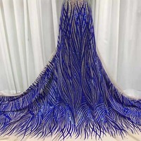Robe en bas de gaze à rayures fines en stock, tissu de tulle en dentelle à paillettes, fond magnifiquement rayé pour la conception de vêtements