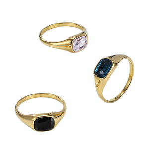 Bague signet en acier inoxydable plaqué or 18 carats avec zircon, forme ovale géométrique marquise, bijoux de mode pour femmes - Product Image 1